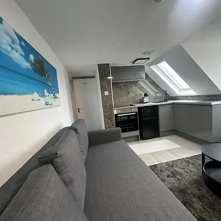 New One Bedroom Apartment In Chiswick London Exterior photo