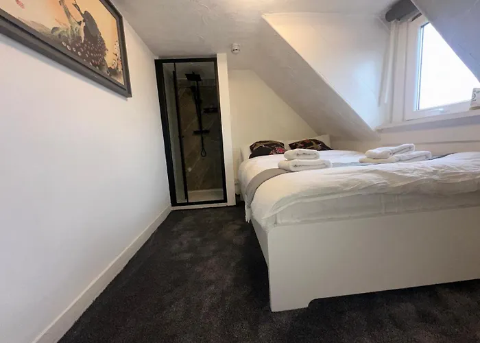 New One Bedroom Apartment In Chiswick
